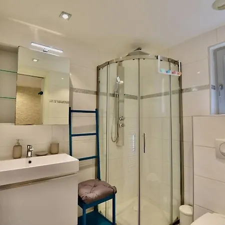 Signature Cours Saleya Apartment